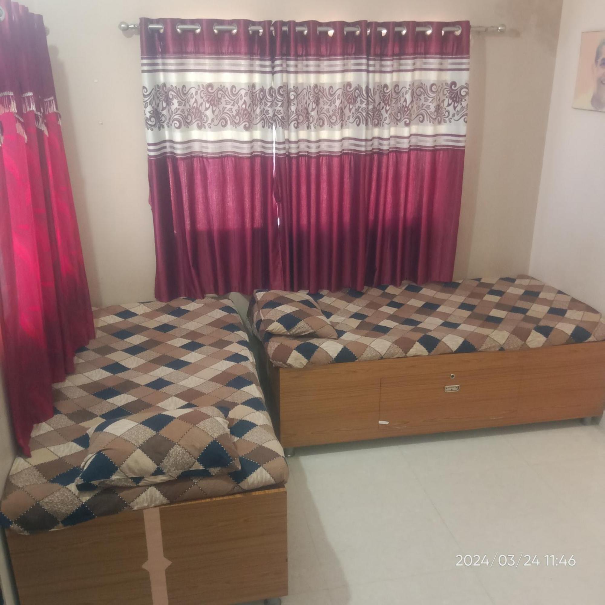 Dwarka Home Stay 2 Only Family Ruang foto